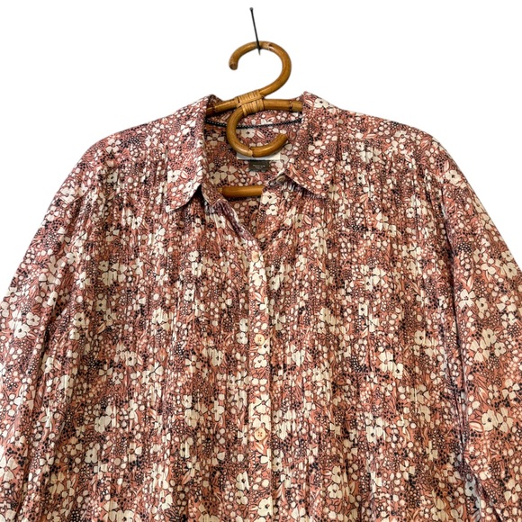 Anthropologie‎ | Pilcro | The Sasha Smocked Boyfriend Button Down Shirt Size M - Picture 4 of 12
